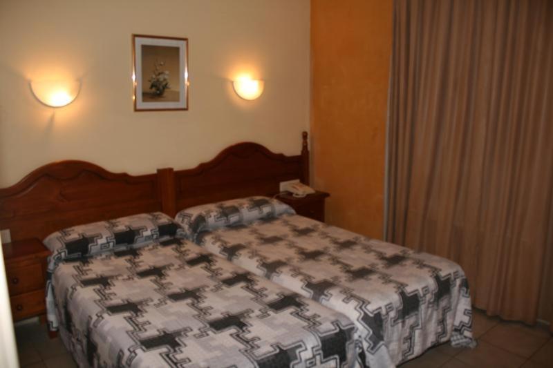 Hotel Sucara La Cortinada Cameră foto